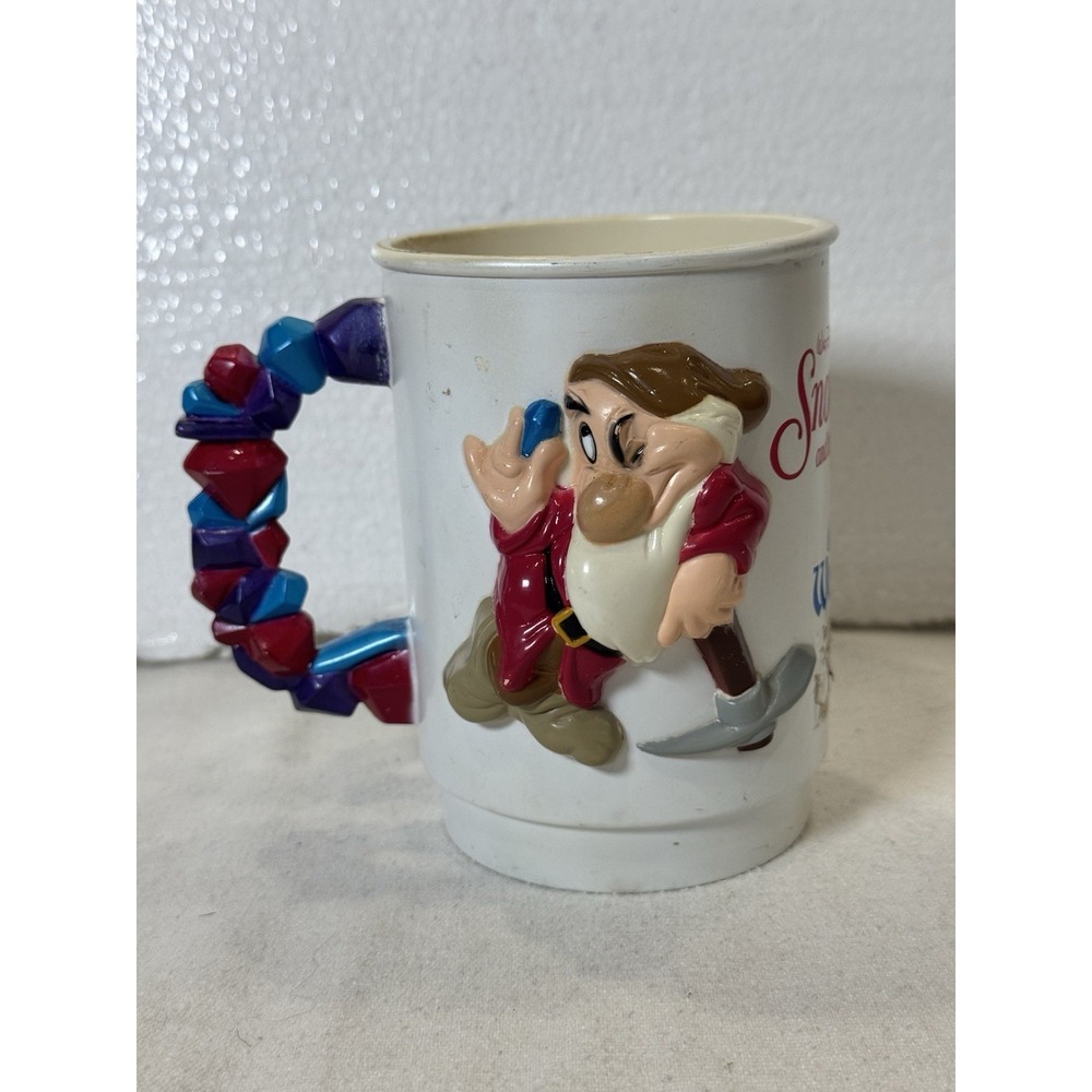 SNOW WHITE AND THE SEVEN DWARFS Walt Disney World On Ice Souvenir Cup